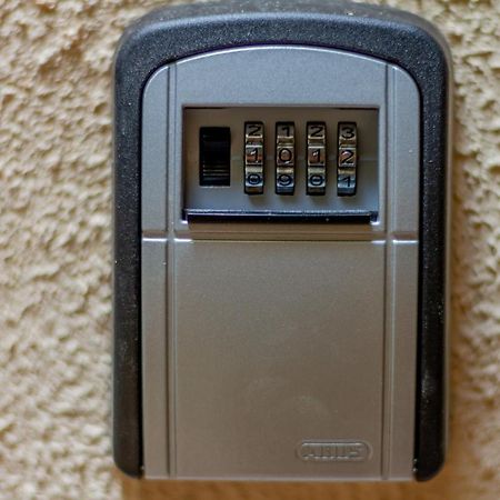 Budapest Apartman Buda Sziveben Luaran gambar