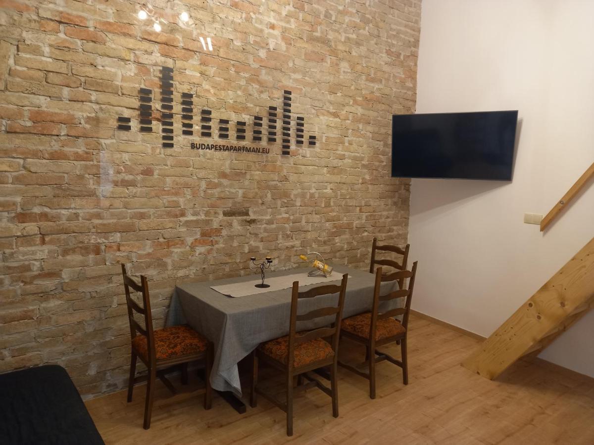 Budapest Apartman Buda Sziveben Luaran gambar