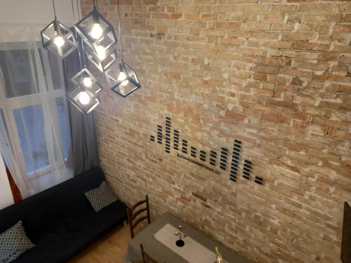 Budapest Apartman Buda Sziveben Luaran gambar